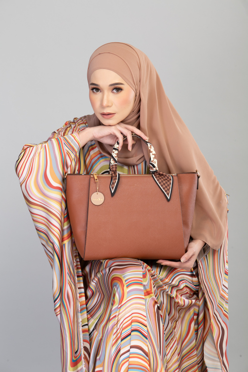 Rauda Two-Tone Tote  - Caramel & Latte